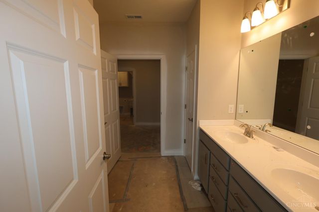 5601 Birch Court, Fairfield Twp, OH 45011