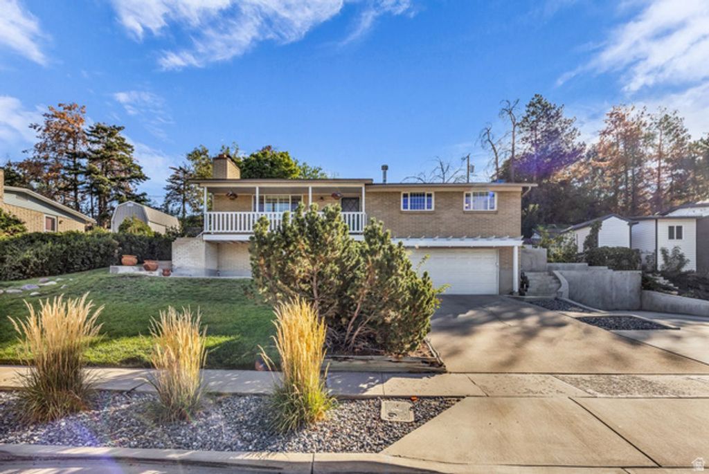8845 S CAPELLA WAY, Sandy, UT 84093 — exterior