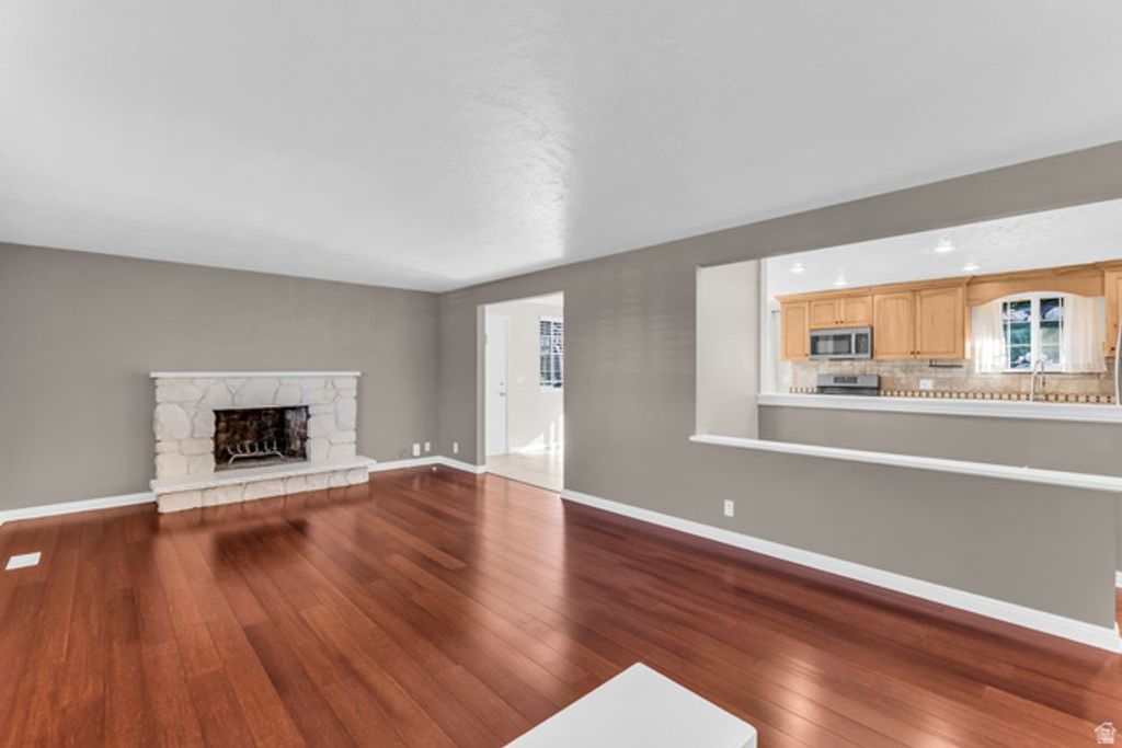 8845 S CAPELLA WAY, Sandy, UT 84093 — photo 5