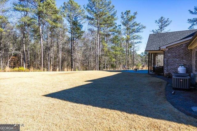 303 Tuxedo Circle, Forsyth, GA 31029