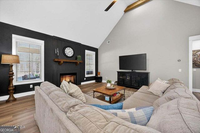 303 Tuxedo Circle, Forsyth, GA 31029