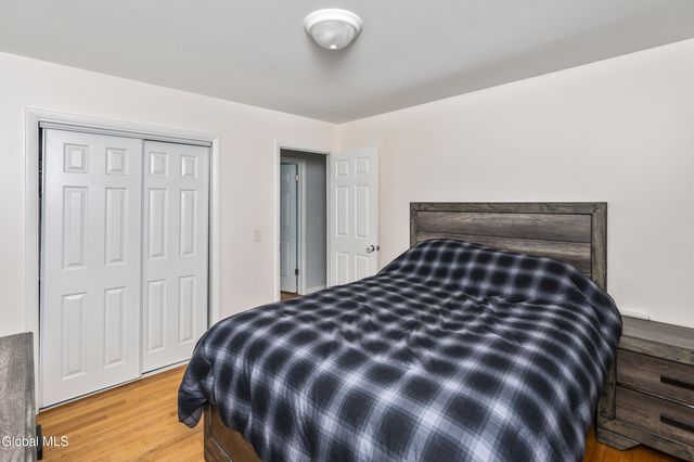 1041 St Jude Drive, Rotterdam, NY 12303