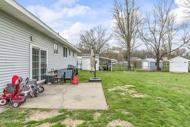 1041 St Jude Drive, Rotterdam, NY 12303
