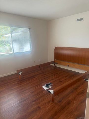 3755 Millikin Ave, San Diego, CA 92122