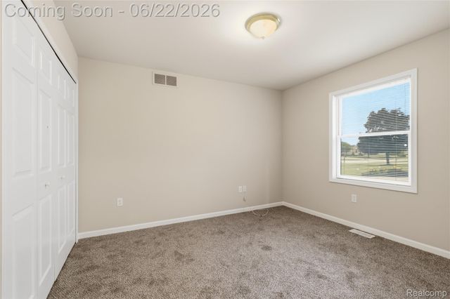 8091 Prestonwood Court, Flushing Charter Township, MI 48433