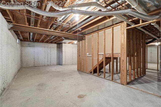 8091 Prestonwood Court, Flushing Charter Township, MI 48433