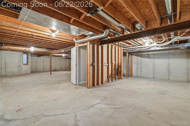 8091 Prestonwood Court, Flushing Charter Township, MI 48433