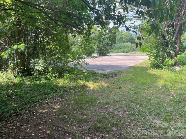 2300 E Independence Boulevard, Charlotte, NC 28205