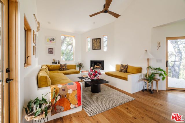 2002 Tuna Canyon Road, Topanga (los Angeles), CA 90290