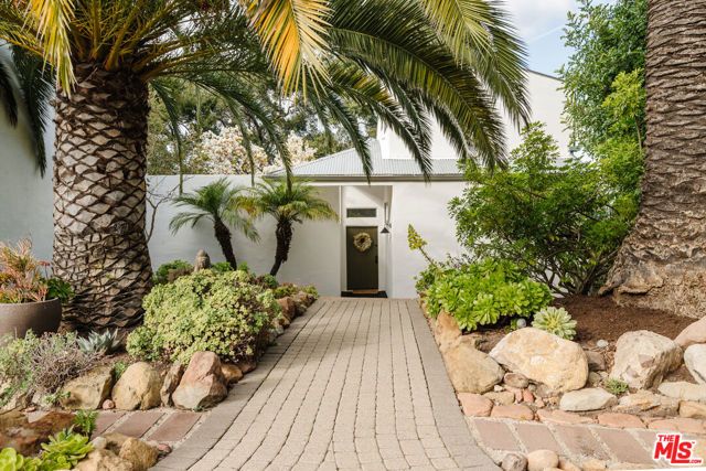 2002 Tuna Canyon Road, Topanga (los Angeles), CA 90290