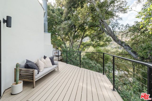 2002 Tuna Canyon Road, Topanga (los Angeles), CA 90290