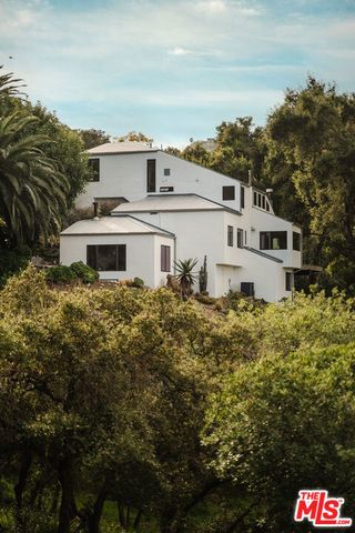 2002 Tuna Canyon Road, Topanga (los Angeles), CA 90290
