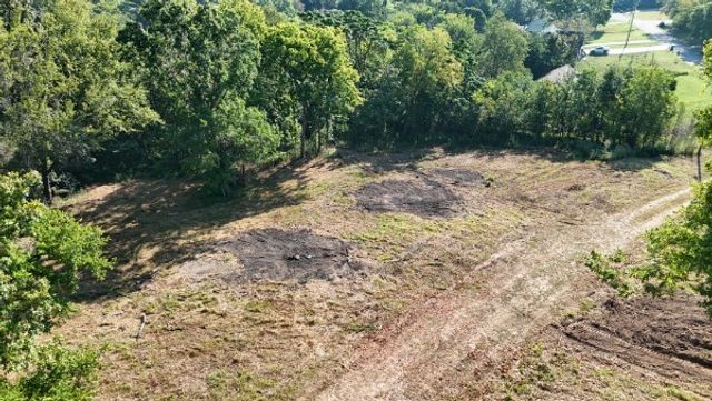 2080 Wild Cherry Dr, Lewisburg, TN 37091