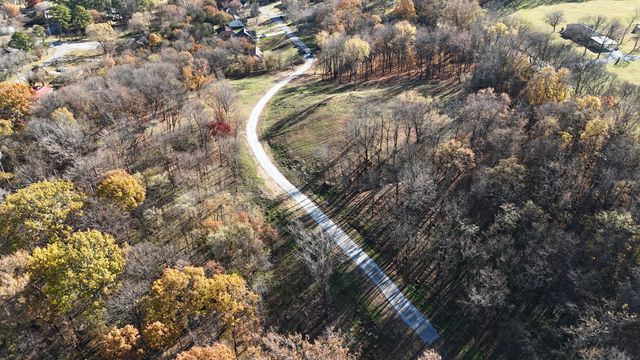 2080 Wild Cherry Dr, Lewisburg, TN 37091