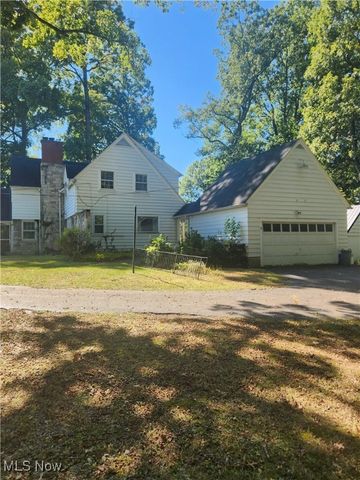 2564 Niles Cortland Road SE, Warren, OH 44484