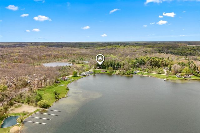 1050 Earlyn Drive, Hillsdale, MI 49242