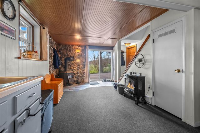 1050 Earlyn Drive, Hillsdale, MI 49242