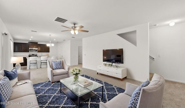 422 Moray Drive SW, Palm Bay, FL 32908