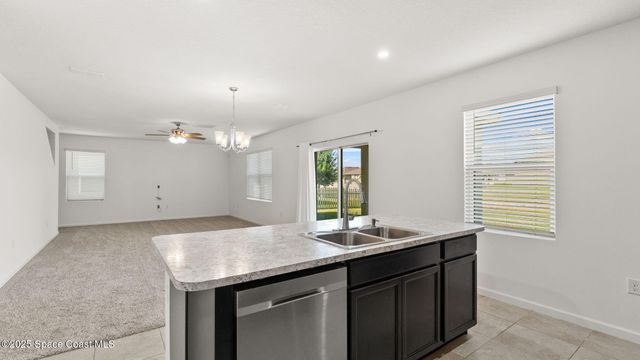 422 Moray Drive SW, Palm Bay, FL 32908