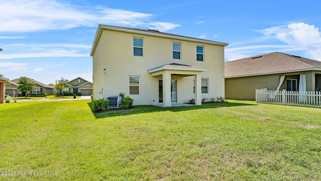 422 Moray Drive SW, Palm Bay, FL 32908