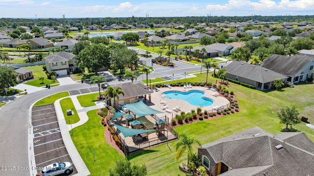 422 Moray Drive SW, Palm Bay, FL 32908