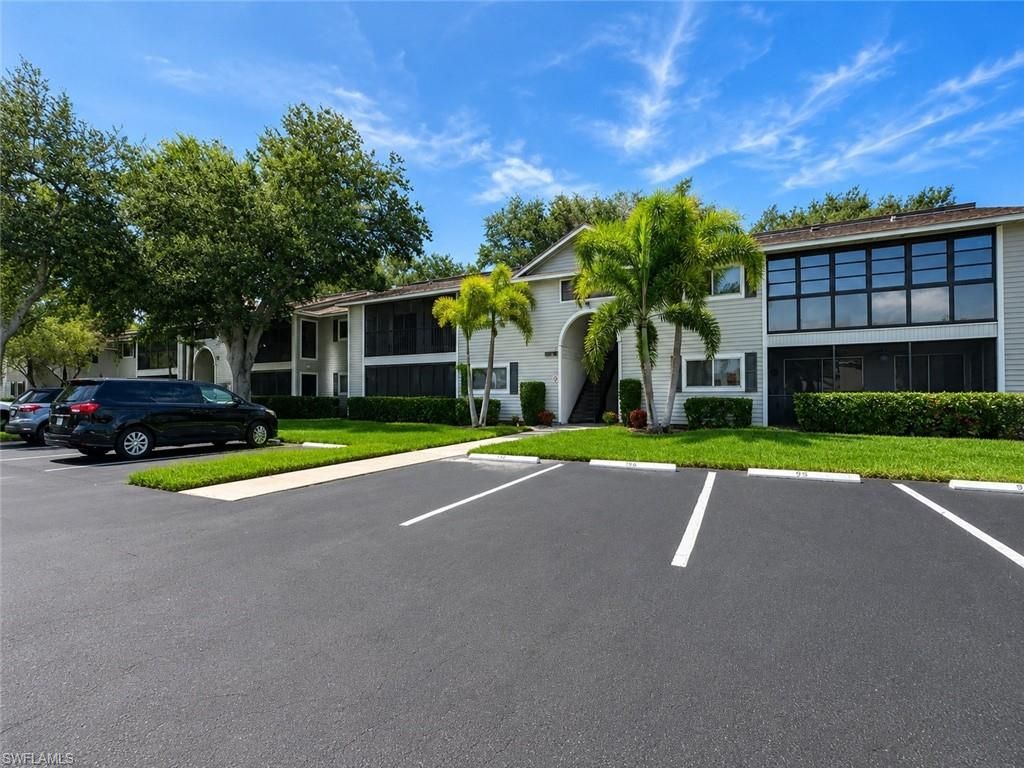 8041 Woods CIR 14, Fort Myers, FL 33919
