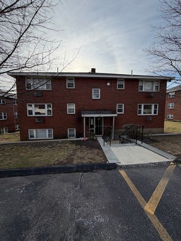 103 Trapelo Road 19, Waltham, MA 02452