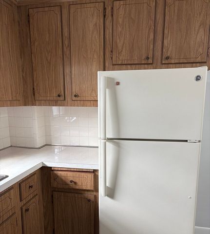 103 Trapelo Road 19, Waltham, MA 02452