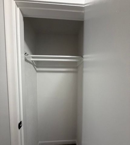 103 Trapelo Road 19, Waltham, MA 02452