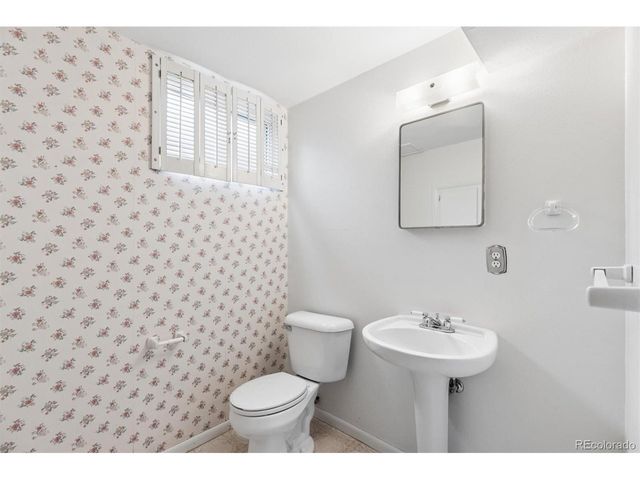 3512 E Lake Way, Centennial, CO 80121