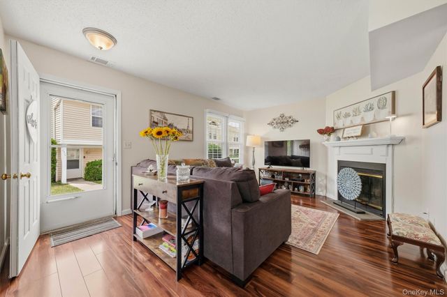2703 Whispering Hills, Chester, NY 10918
