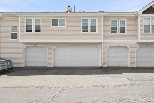 2703 Whispering Hills, Chester, NY 10918