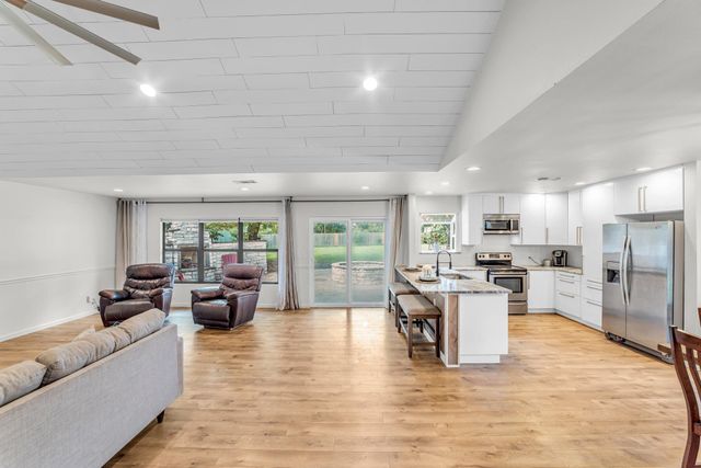 3705 Peach Vista DR, Pflugerville, TX 78660