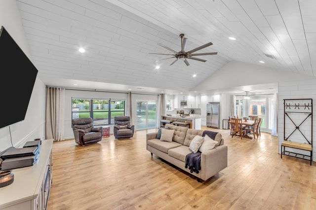 3705 Peach Vista DR, Pflugerville, TX 78660