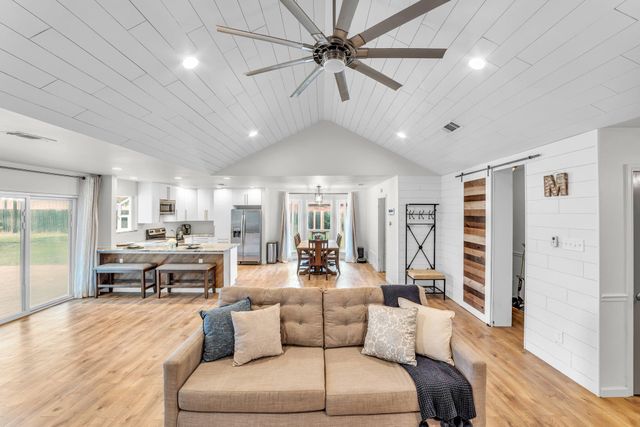 3705 Peach Vista DR, Pflugerville, TX 78660