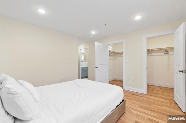 337 13th Avenue, Newark City, NJ 07103