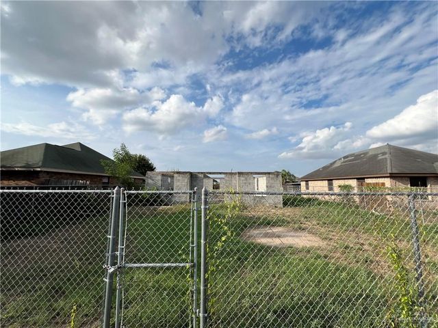 1019 W Garfield Avenue, Alton, TX 78573