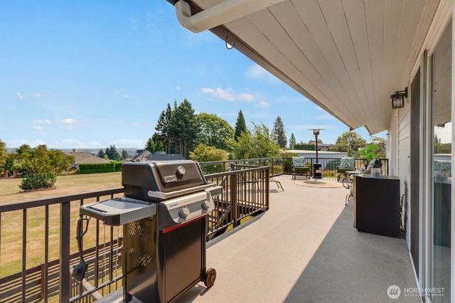 6116 Vista Drive, Ferndale, WA 98248