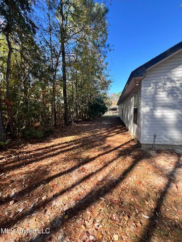 805 Herlihy Street, Waveland, MS 39576