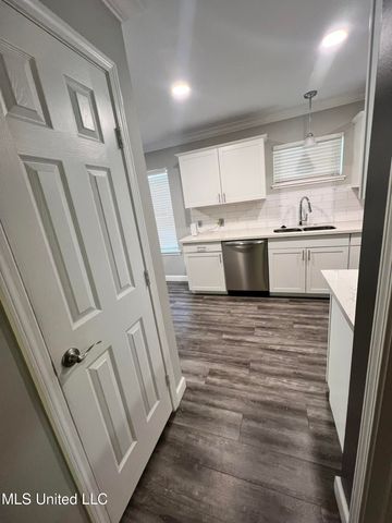 805 Herlihy Street, Waveland, MS 39576