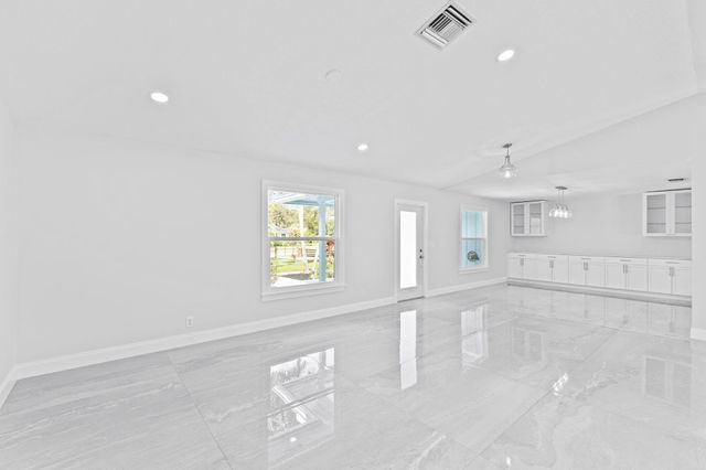 6578 146th Road N, Palm Beach Gardens, FL 33418