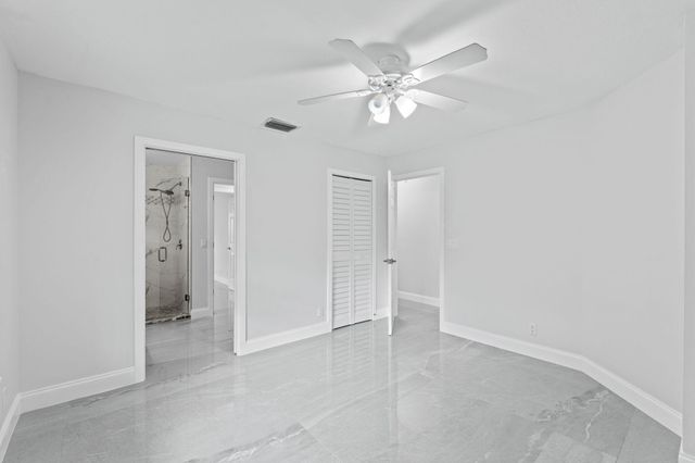 6578 146th Road N, Palm Beach Gardens, FL 33418