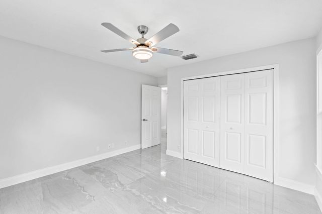 6578 146th Road N, Palm Beach Gardens, FL 33418