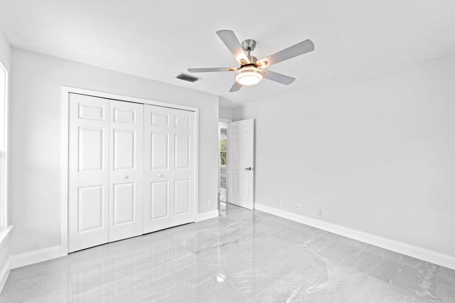 6578 146th Road N, Palm Beach Gardens, FL 33418