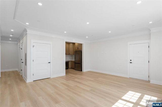5 Milton Avenue D, Clifton, NJ 07013