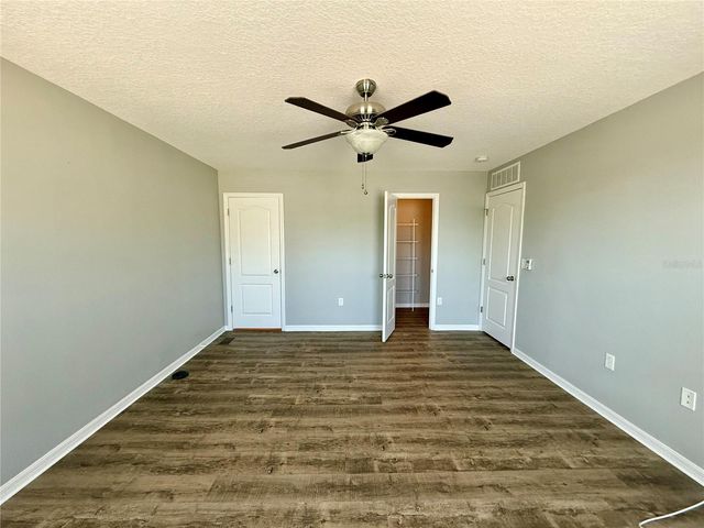 4505 ASHBURN SQUARE DRIVE, Tampa, FL 33610