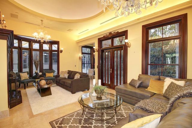 4434 Mapel Ln, Carmichael, CA 95608