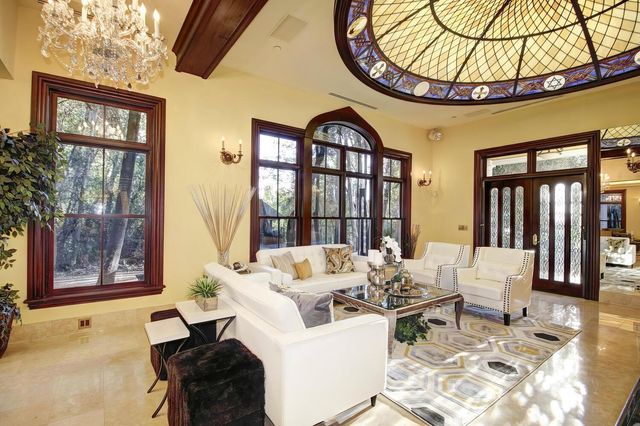 4434 Mapel Ln, Carmichael, CA 95608