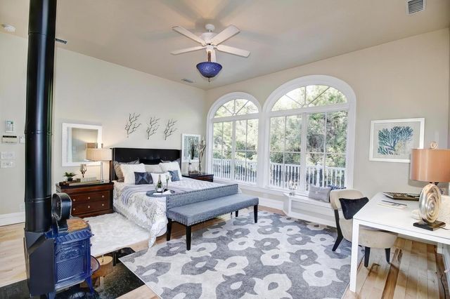 4434 Mapel Ln, Carmichael, CA 95608