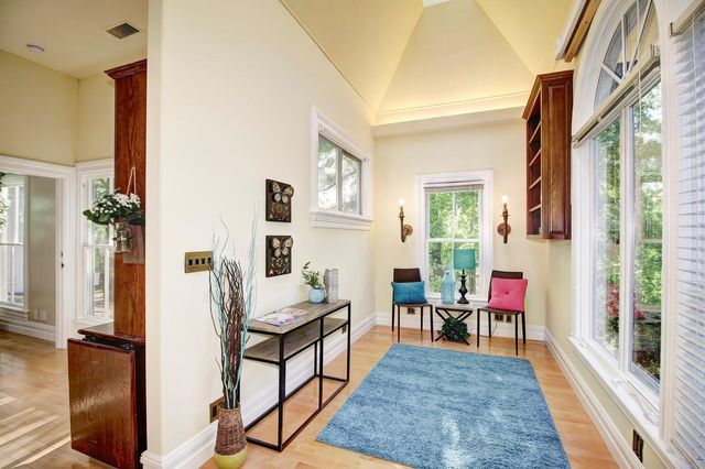 4434 Mapel Ln, Carmichael, CA 95608